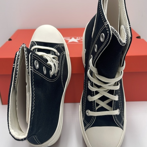 Converse WMNS CHUCK 70 DE LUXE HEEL HI BLACK/EGRET/EGRET A05347C Platform Snkrs - Picture 12 of 16